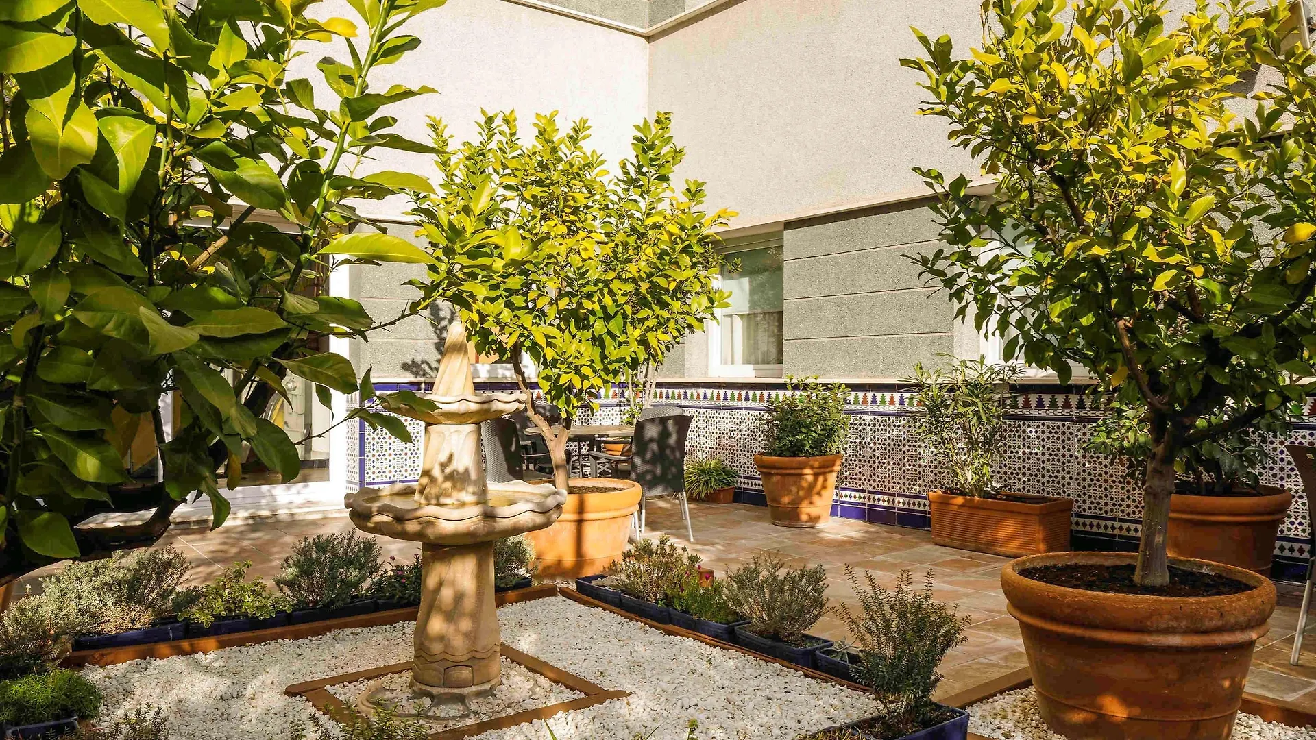 Ibis Granada Hotel