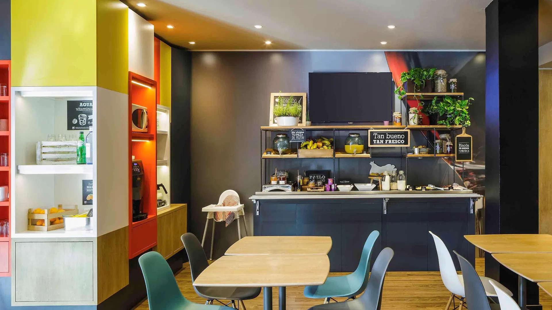 Ibis Granada Hotell