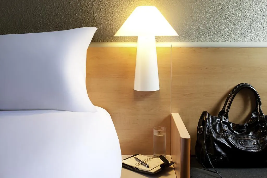 Ibis Granada Hotel 0*,