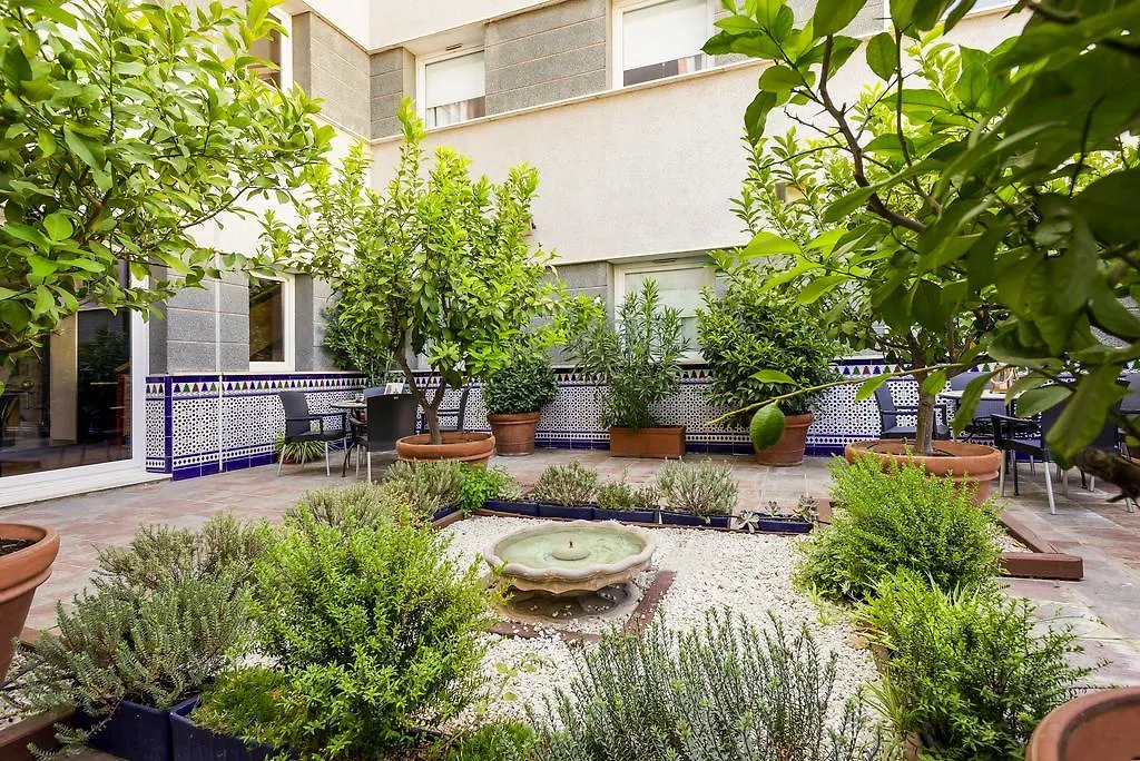 Ibis Granada Hotel